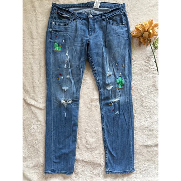 Cactus Embroidery Cruel Jeans Size 30 Regular - Picture 1 of 10